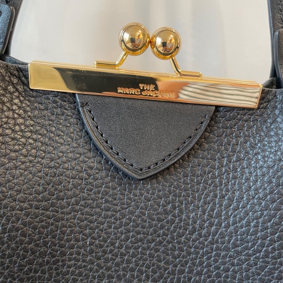 Marc Jacobs Kiss Lock Mini Tote - Picture 4 of 6